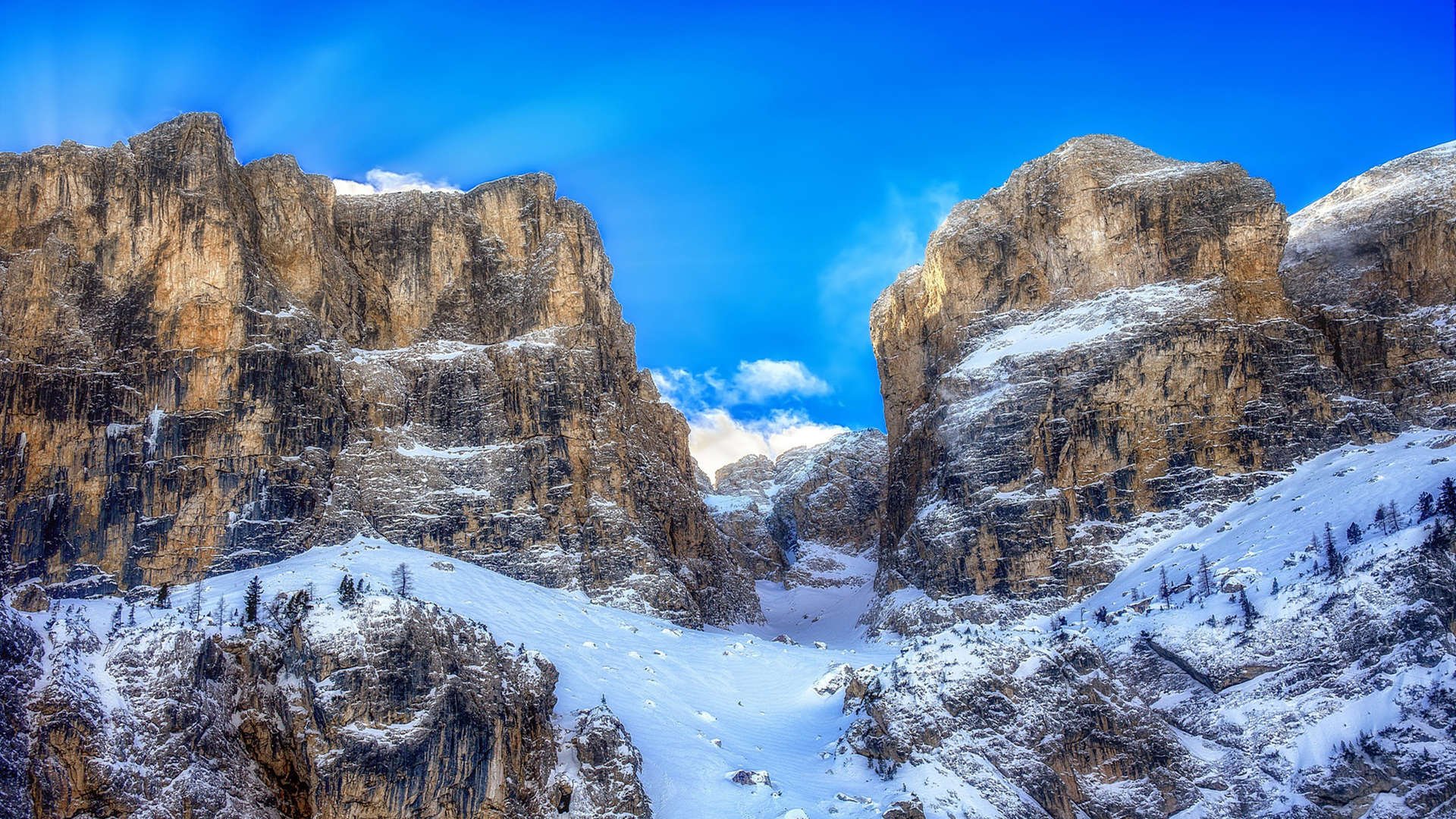 铁卫之光与国土之盾，当足球在裂缝中点燃希望