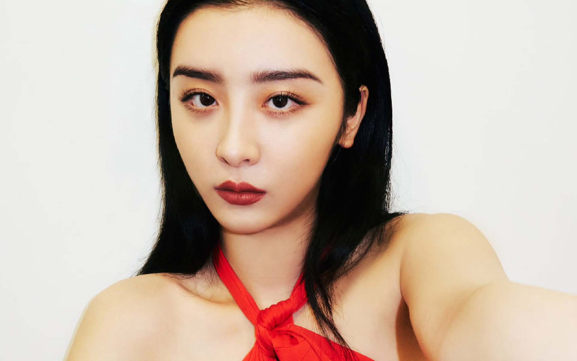 虚拟跨界巅峰赛，库里关键三分击穿华南虎