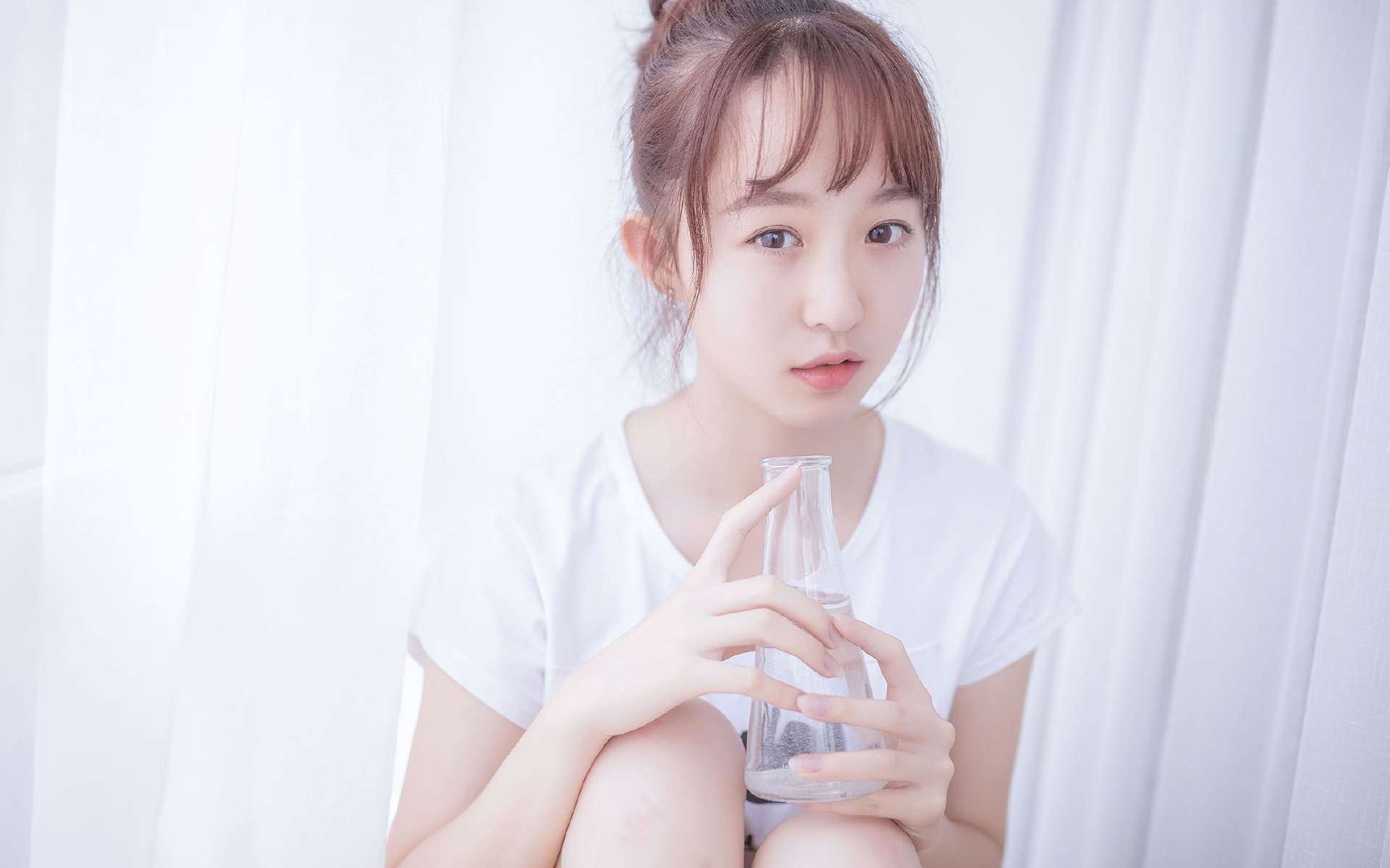 绿茵场上的独奏与共鸣,2026世界杯出线战,捷克对阵加拿大,格列兹曼演绎攻守转换的孤本